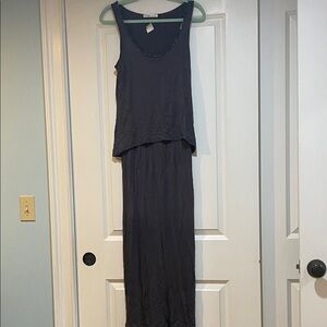 Femme by Tresics Sleeveless Gray Maxi Dress